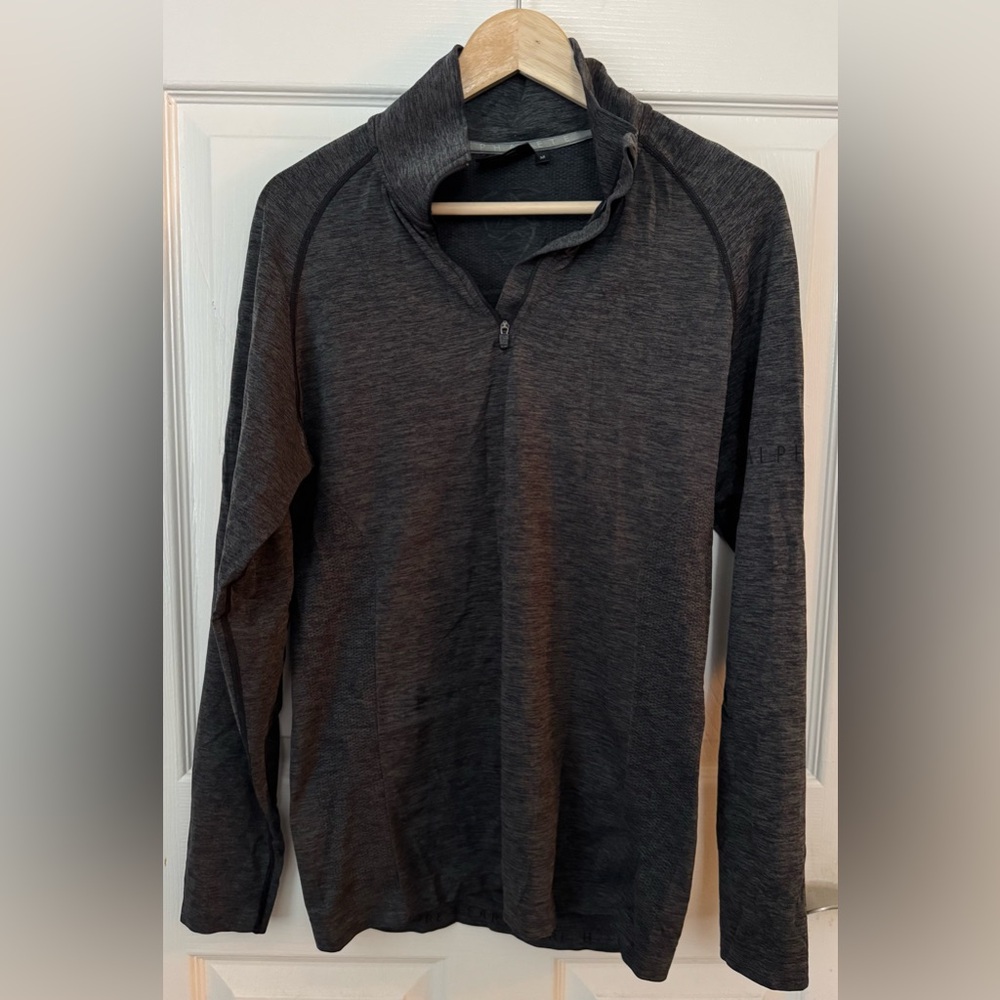 Alphalete Pullover Men's Medium Gray 1/4 Zip Long Sleeve Athletic